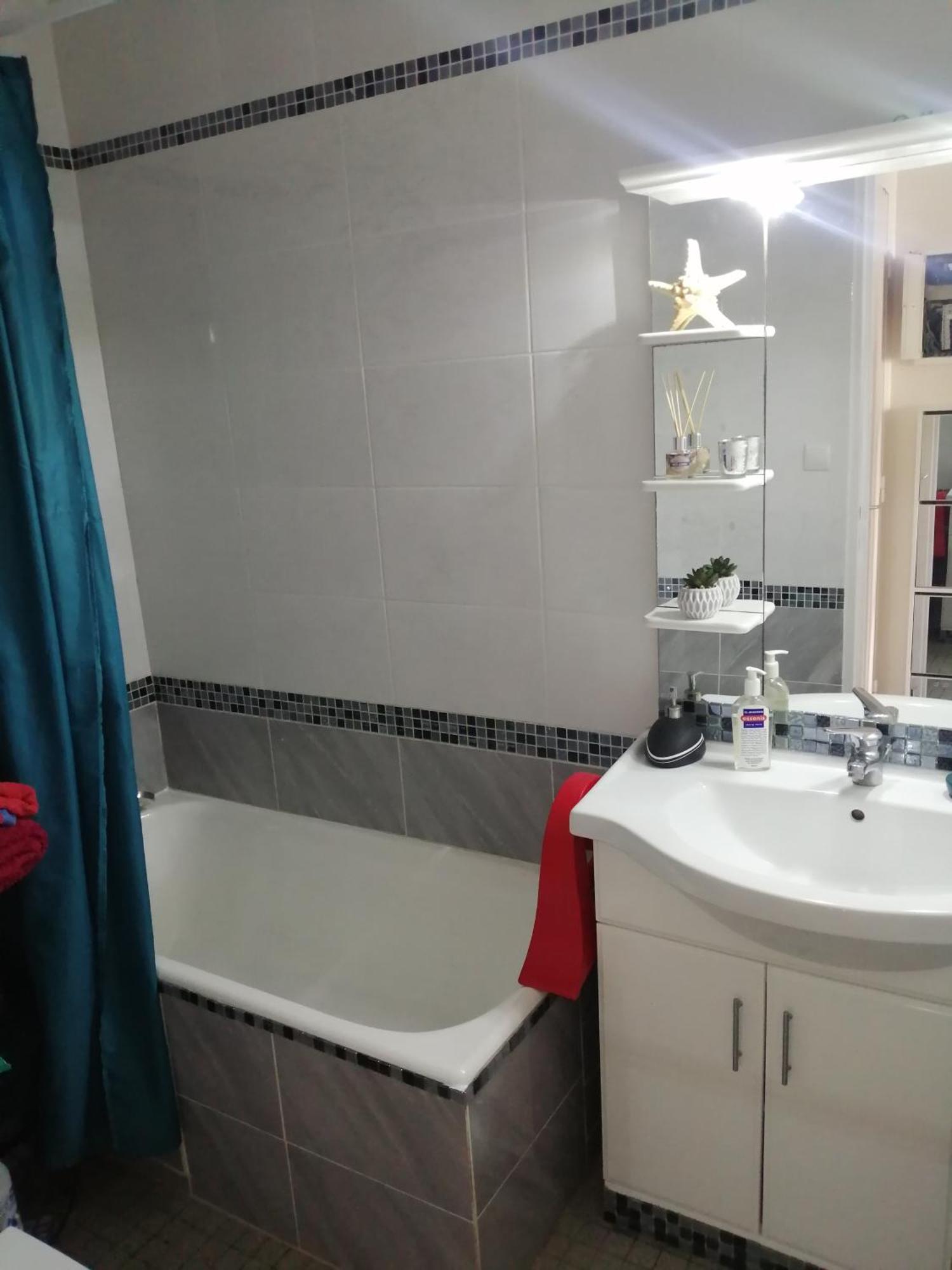 Magnifique Studio Non Fumeur Pres De La Gare Beziers Luaran gambar