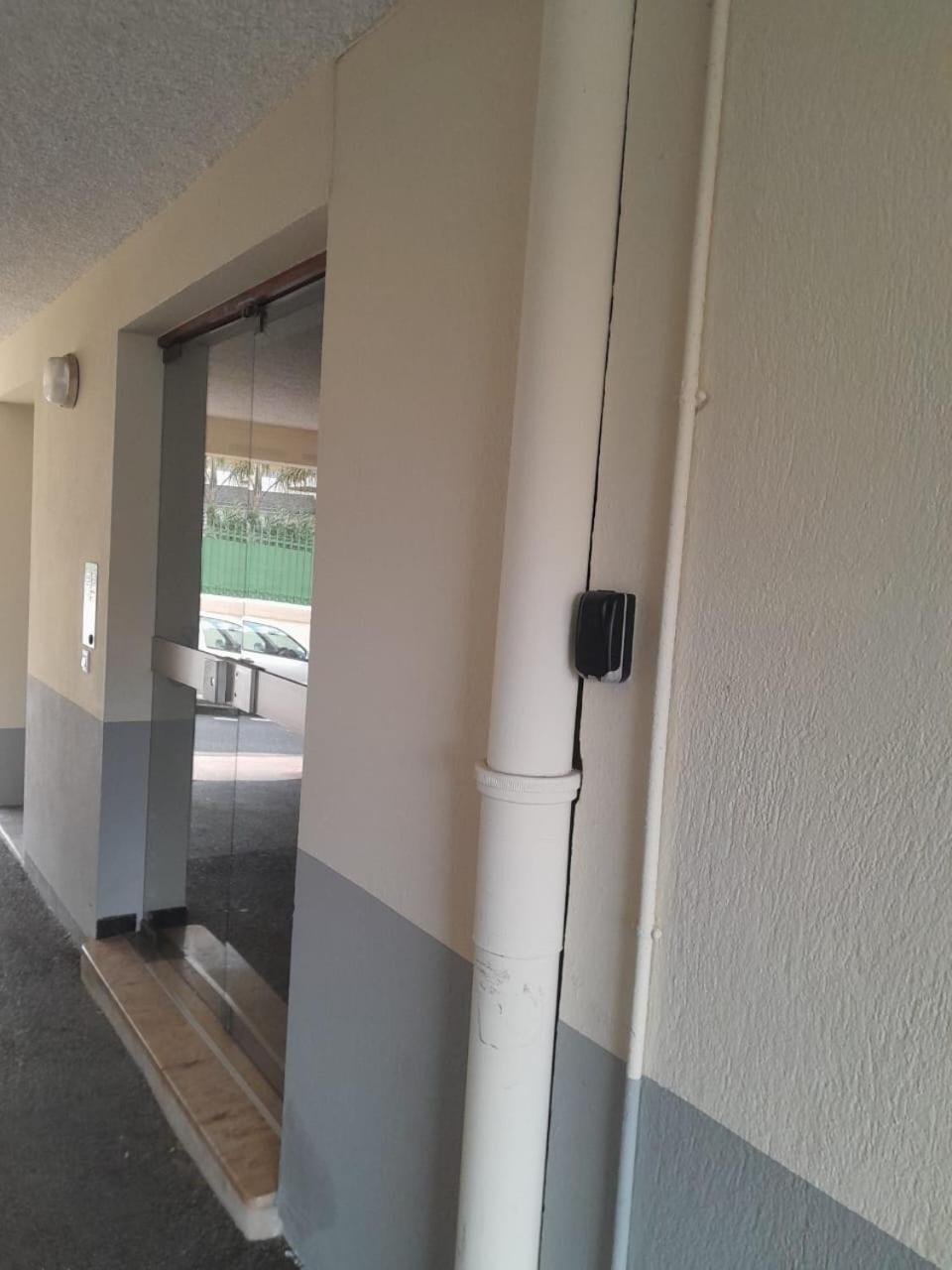Magnifique Studio Non Fumeur Pres De La Gare Beziers Luaran gambar